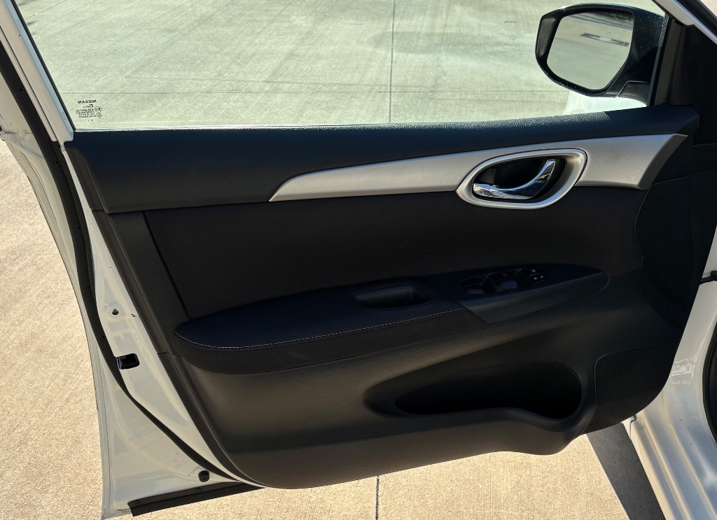 2014 Nissan Sentra - $6,795