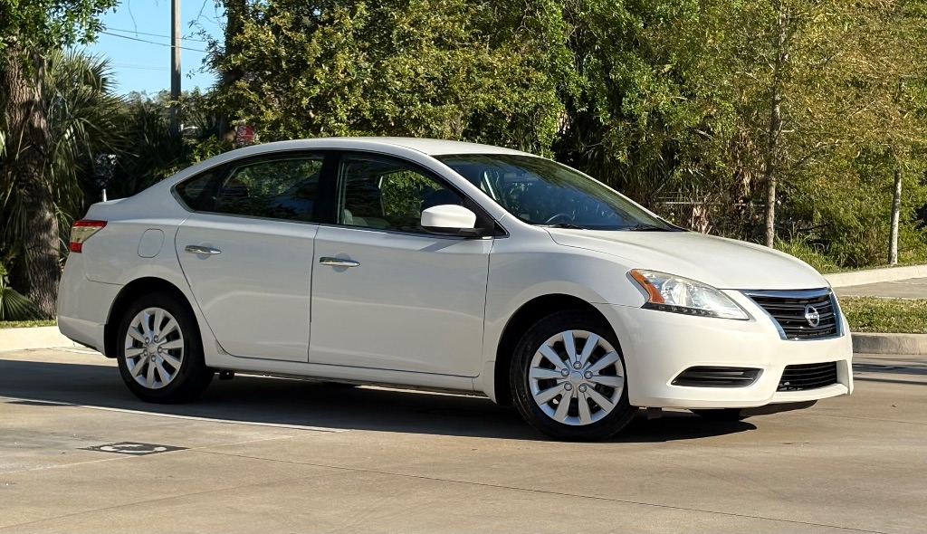 2014 Nissan Sentra - $6,795