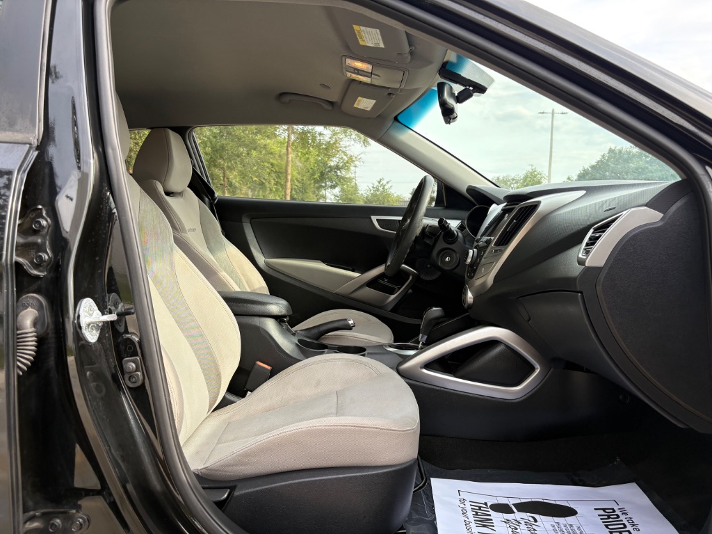 2014 Hyundai Veloster - $7,495