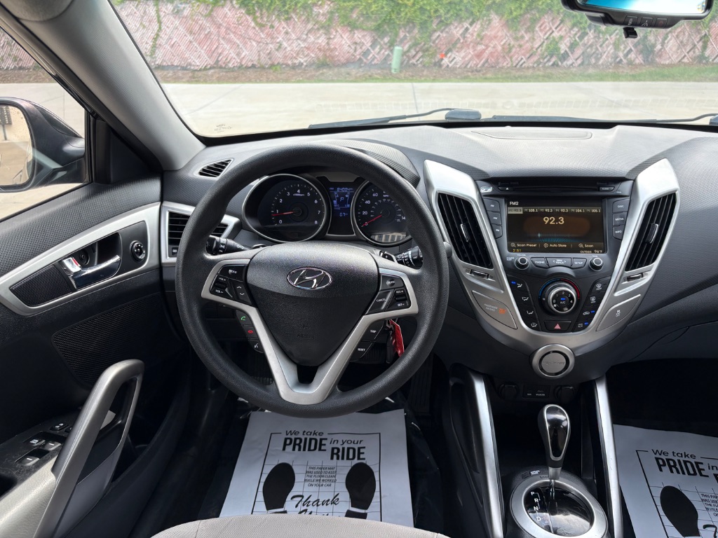 2014 Hyundai Veloster - $7,495