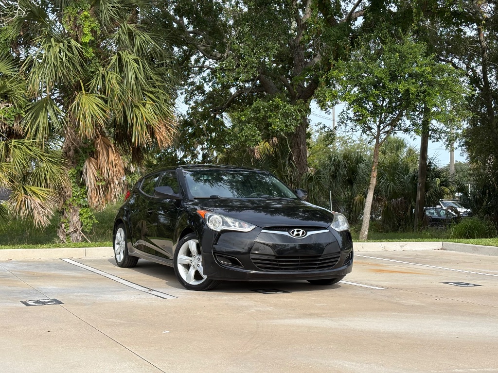2014 Hyundai Veloster - $7,495