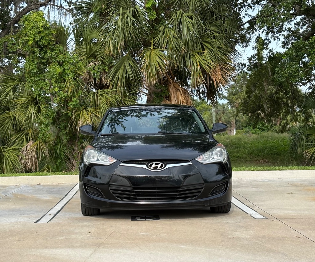 2014 Hyundai Veloster - $7,495