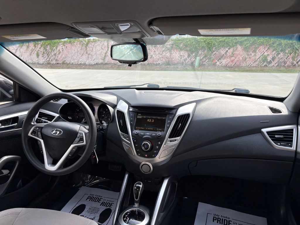 2014 Hyundai Veloster - $7,495
