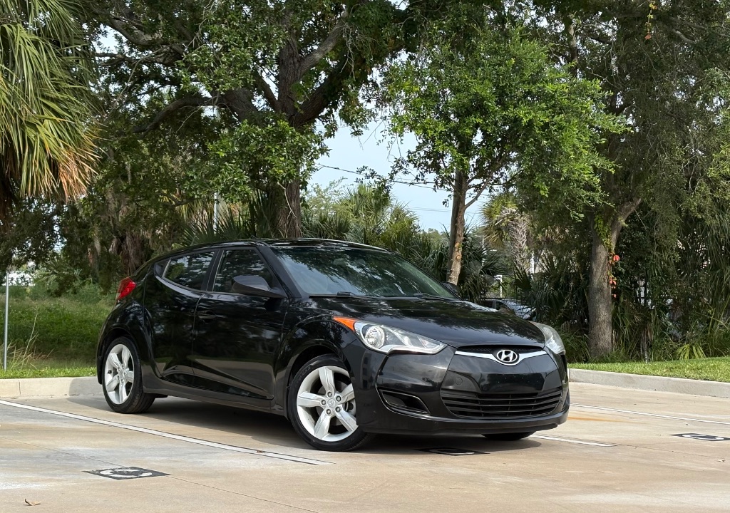 2014 Hyundai Veloster - $7,495