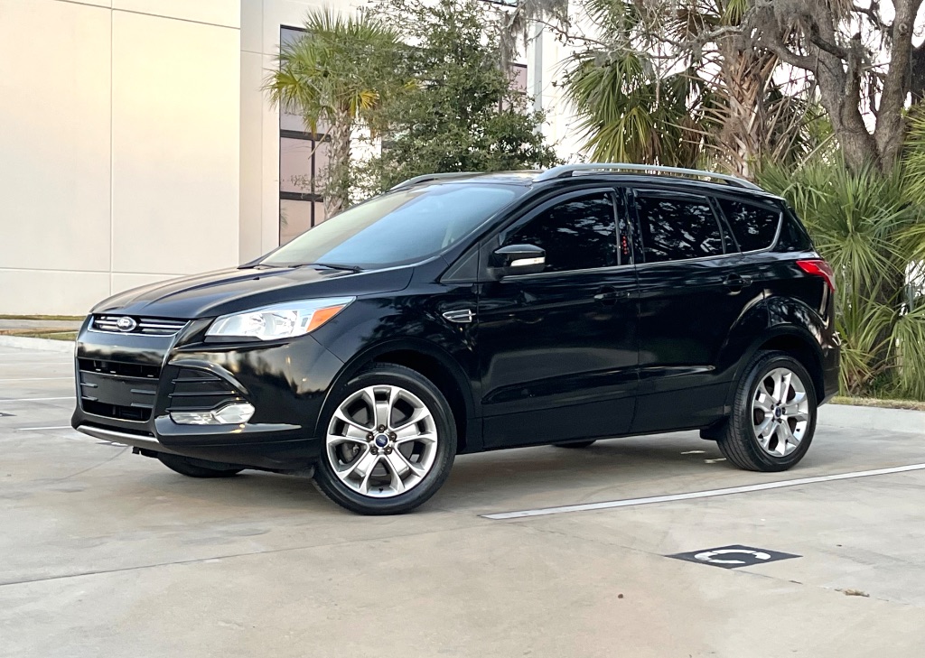 2014 Ford Escape - $7,995
