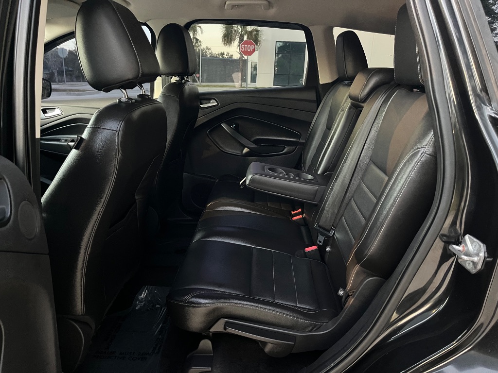 2014 Ford Escape - $7,995