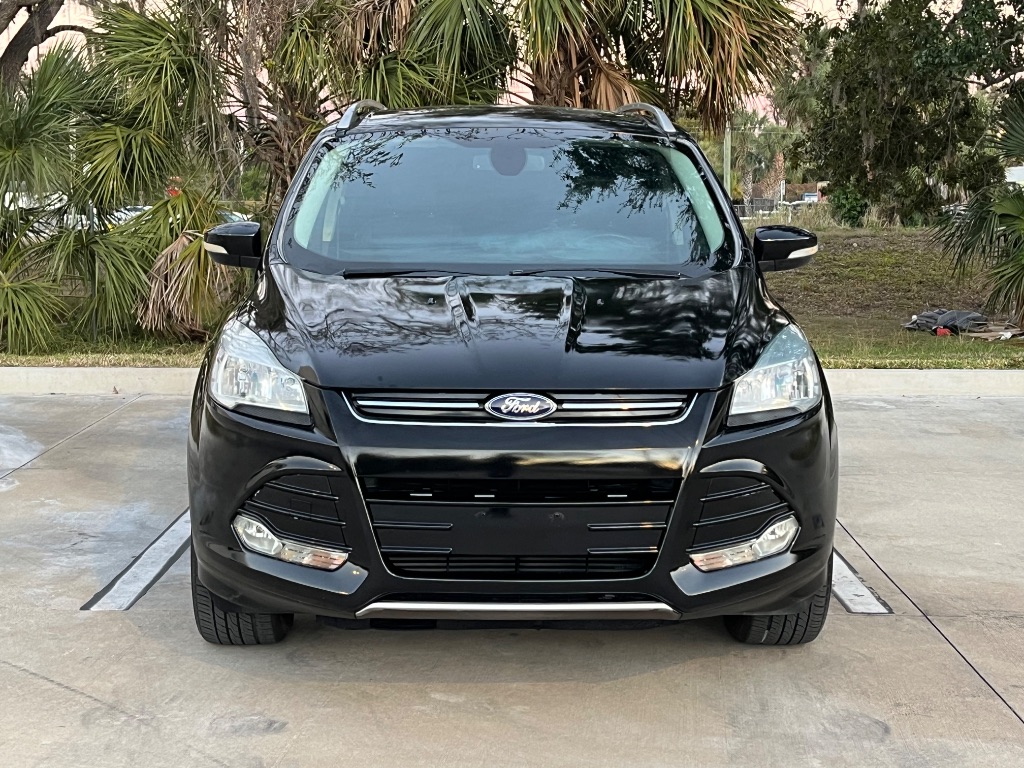 2014 Ford Escape - $7,995