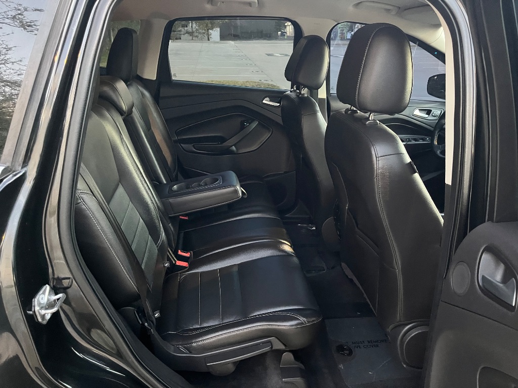 2014 Ford Escape - $7,995