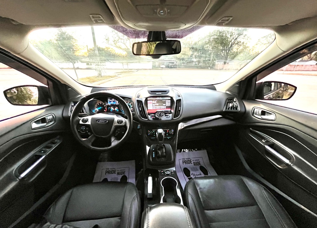2014 Ford Escape - $7,995