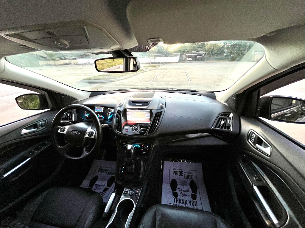 2014 Ford Escape - $7,995