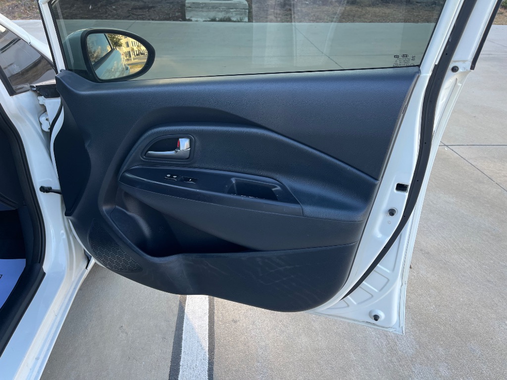 2015 Kia Rio - $5,795
