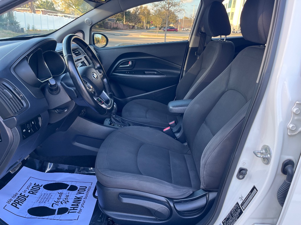 2015 Kia Rio - $5,795