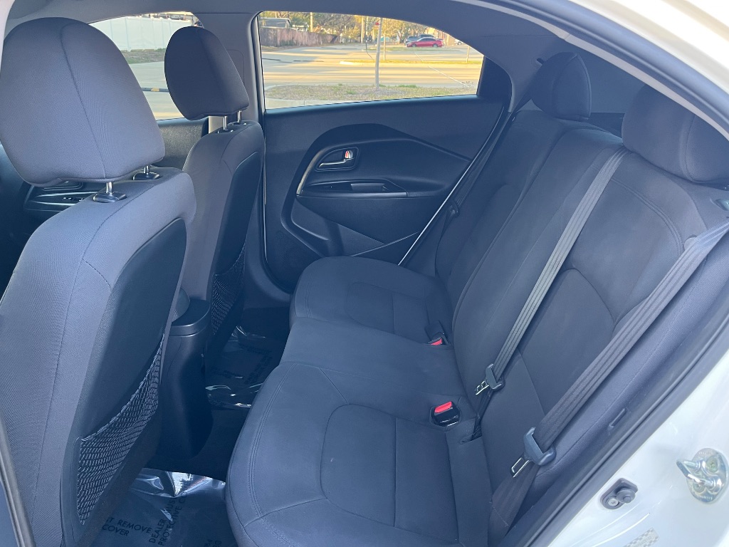 2015 Kia Rio - $5,795