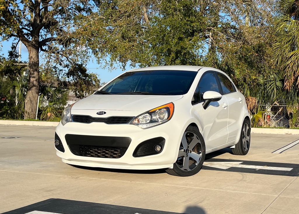2015 Kia Rio - $5,795