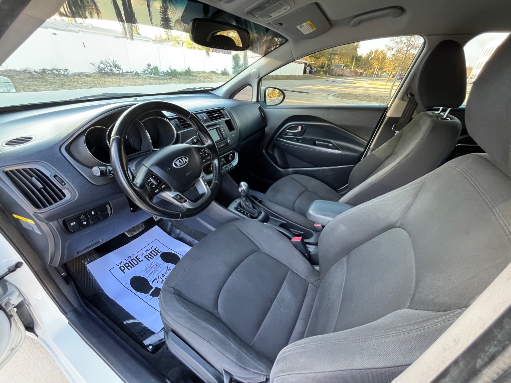 2015 Kia Rio - $5,795