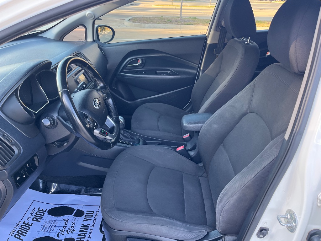 2015 Kia Rio - $5,795