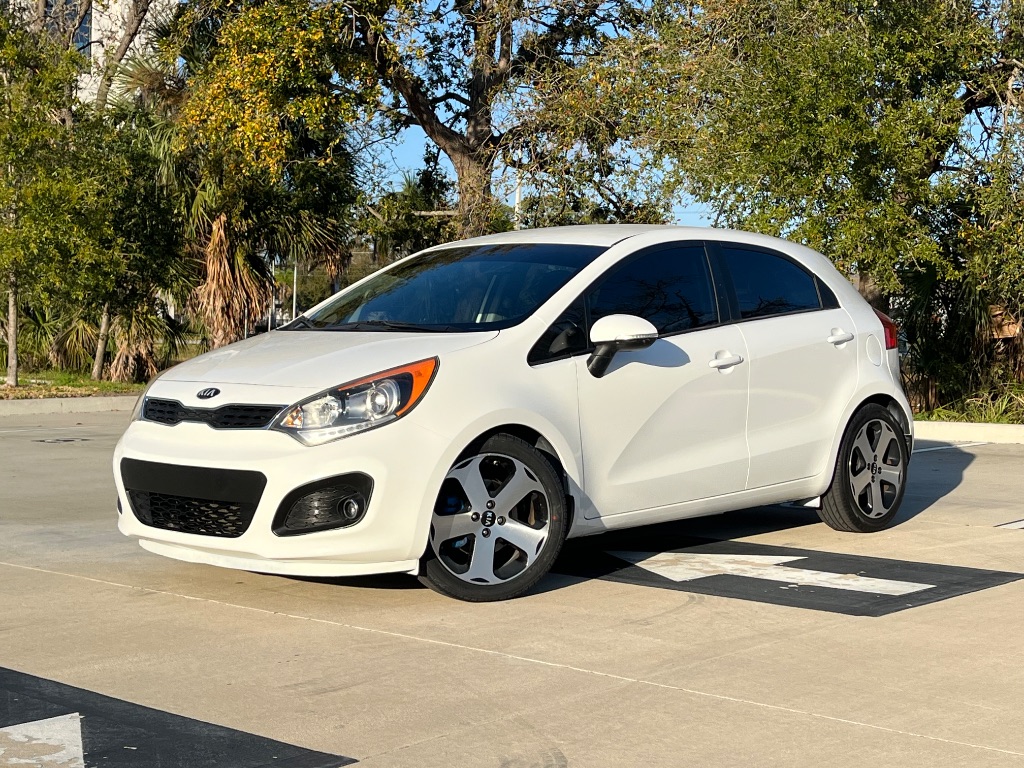 2015 Kia Rio - $5,795