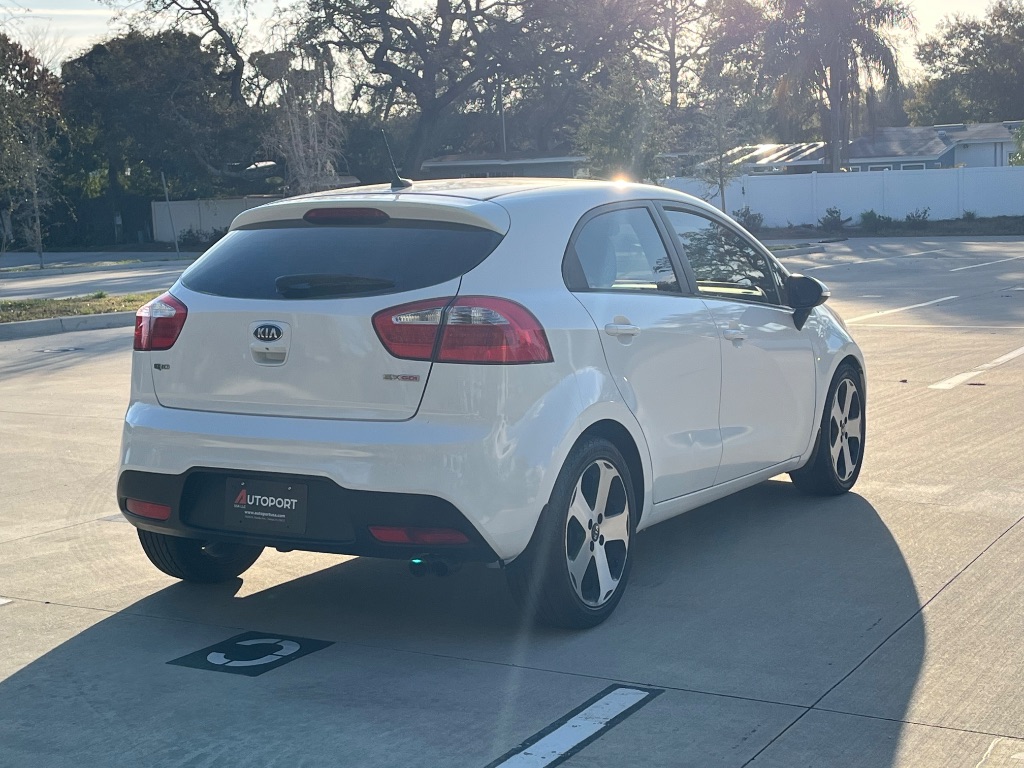 2015 Kia Rio - $5,795
