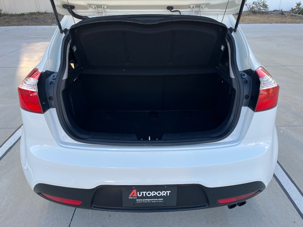 2015 Kia Rio - $5,795
