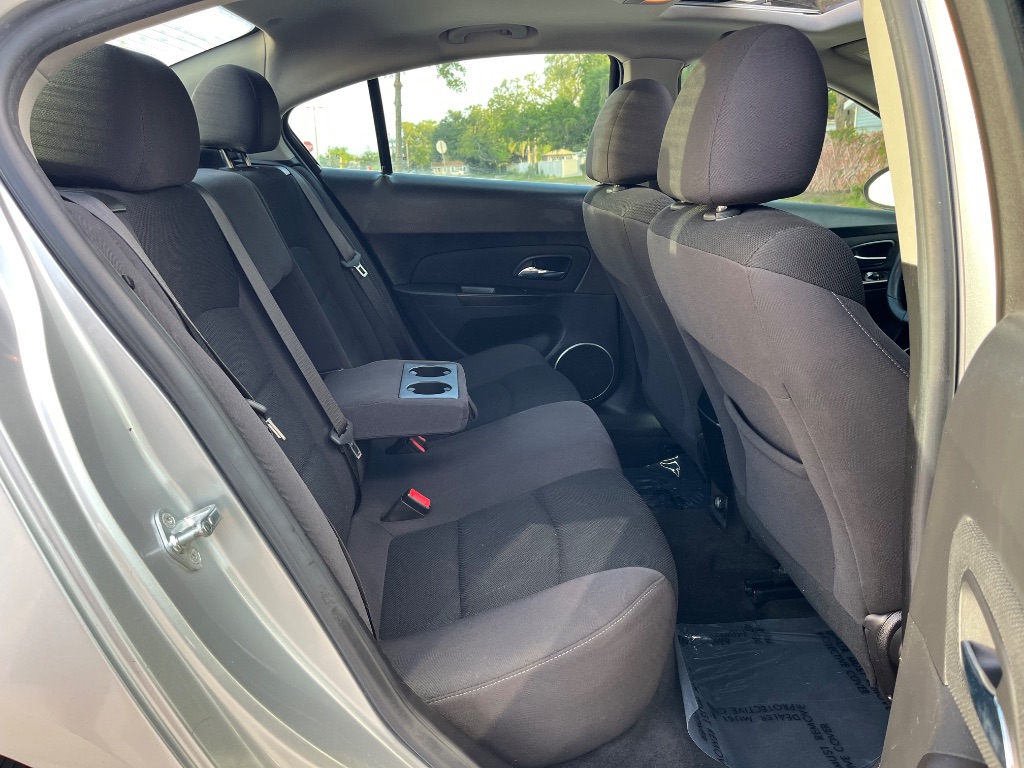 2015 Chevrolet Cruze - $6,995