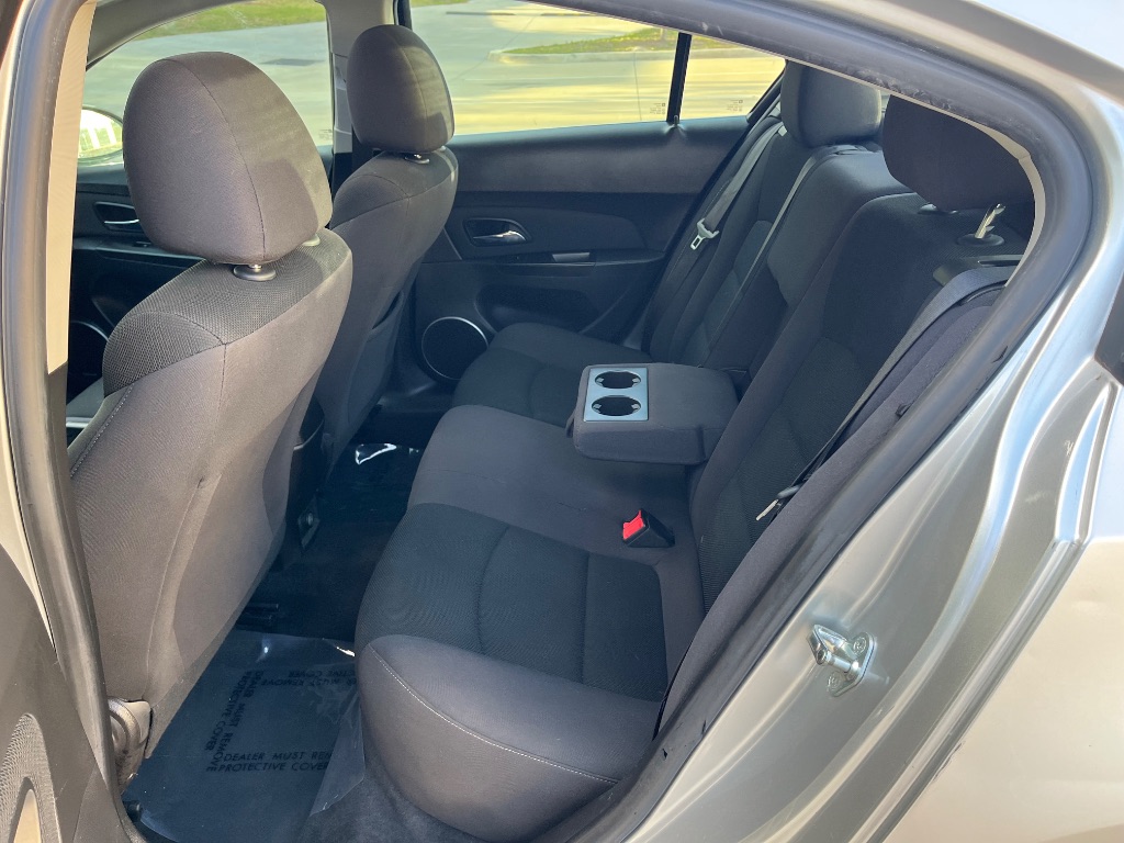 2015 Chevrolet Cruze - $6,995