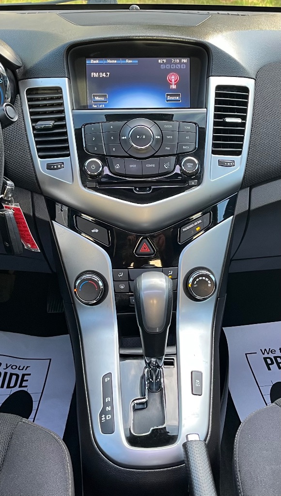 2015 Chevrolet Cruze - $6,995