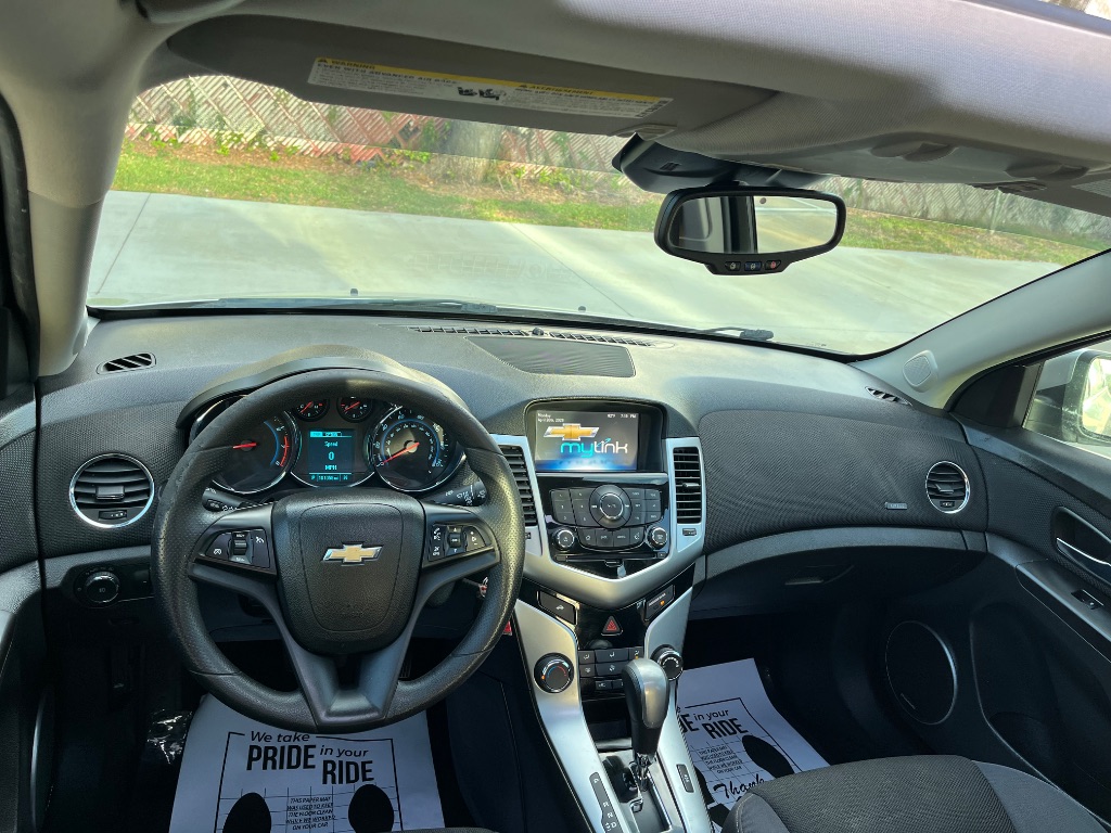 2015 Chevrolet Cruze - $6,995