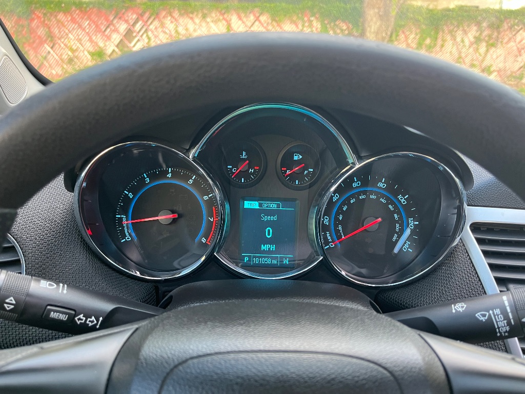 2015 Chevrolet Cruze - $6,995