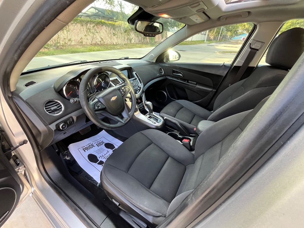 2015 Chevrolet Cruze - $6,995