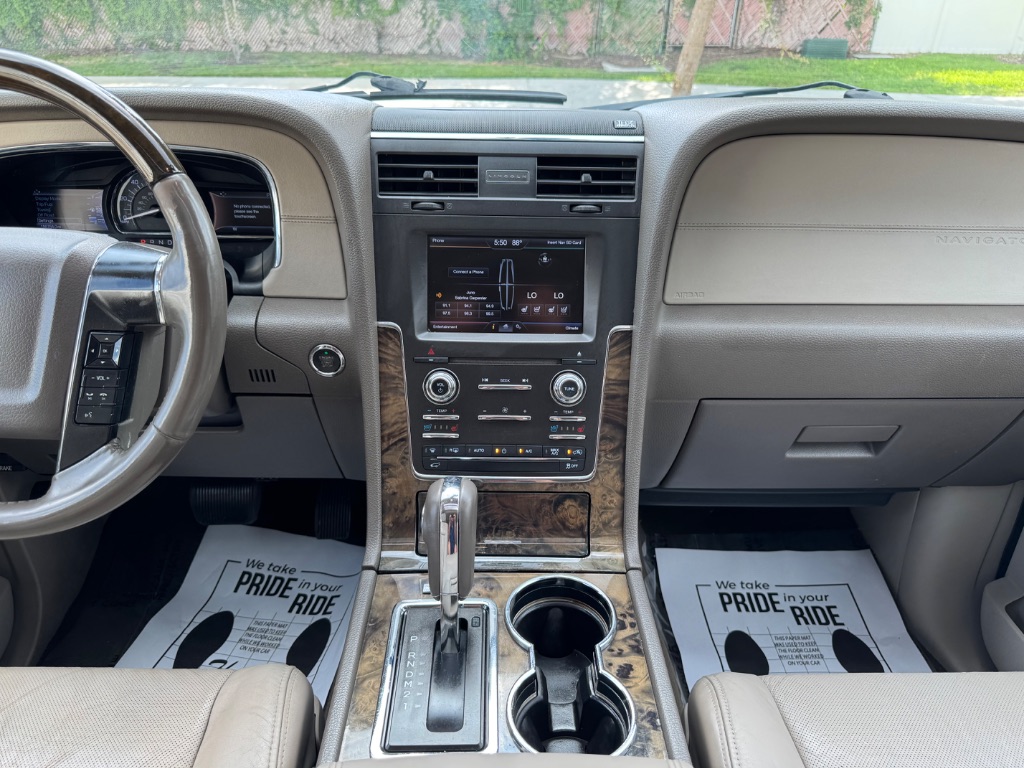 2015 Lincoln Navigator - $10,795