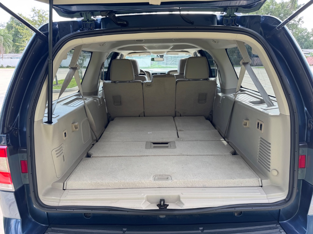 2015 Lincoln Navigator - $10,795