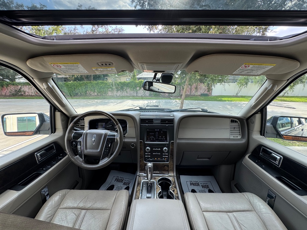 2015 Lincoln Navigator - $10,795