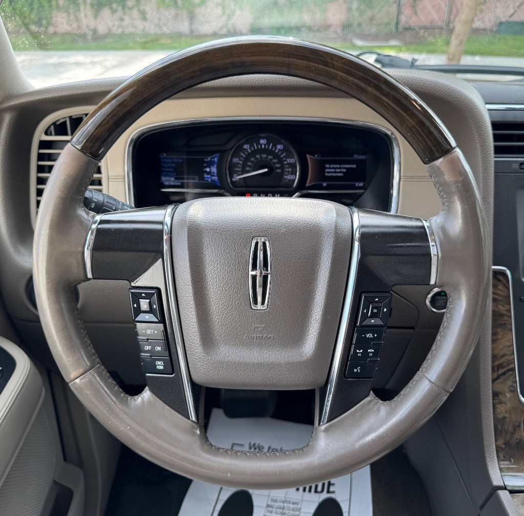 2015 Lincoln Navigator - $10,795