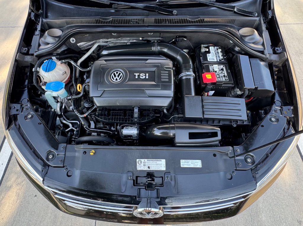 2015 Volkswagen Jetta - $7,995