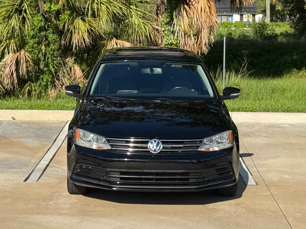 2015 Volkswagen Jetta - $7,995