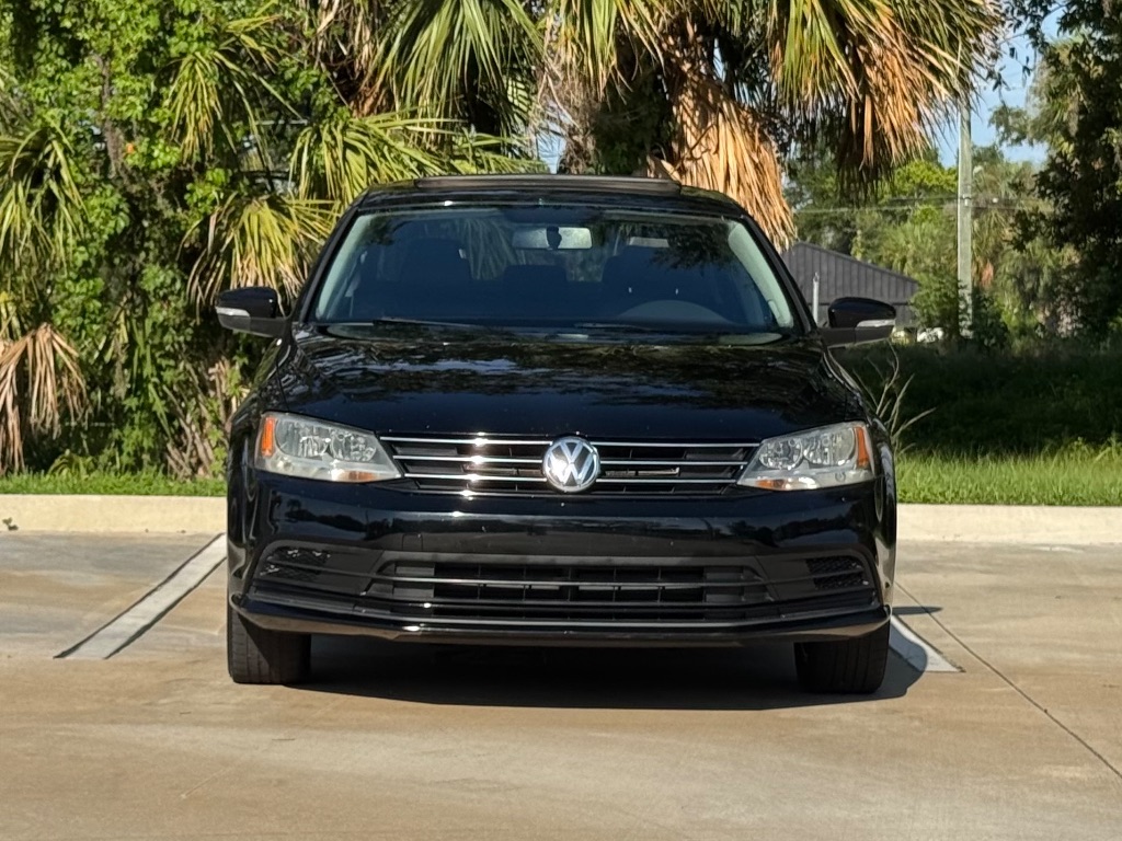 2015 Volkswagen Jetta - $7,995