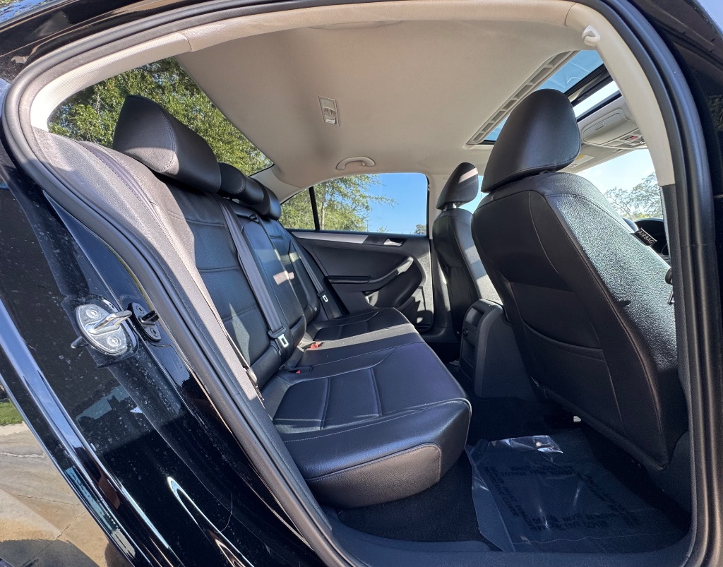2015 Volkswagen Jetta - $7,995