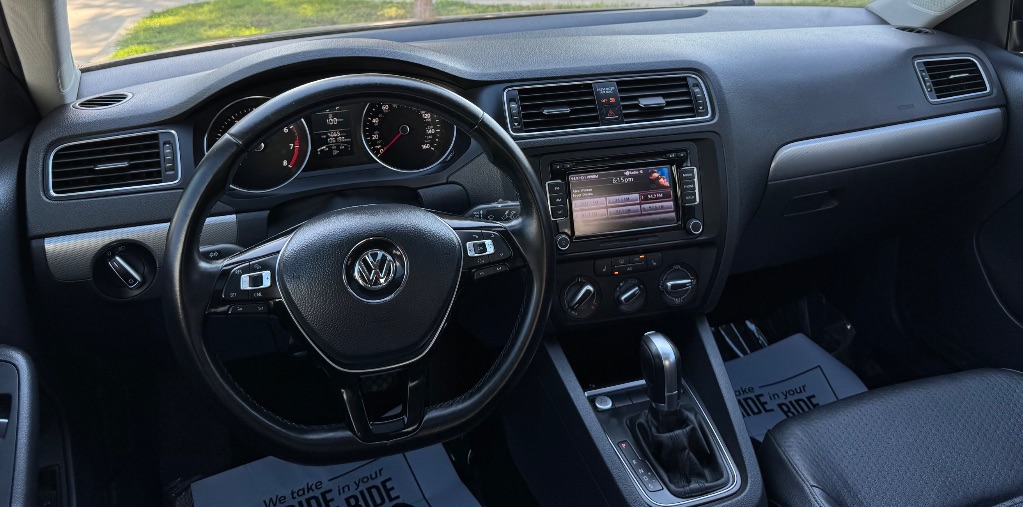 2015 Volkswagen Jetta - $7,995