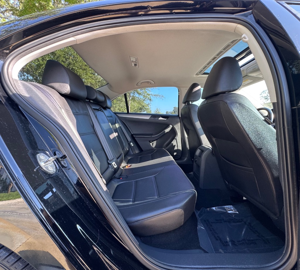 2015 Volkswagen Jetta - $7,995