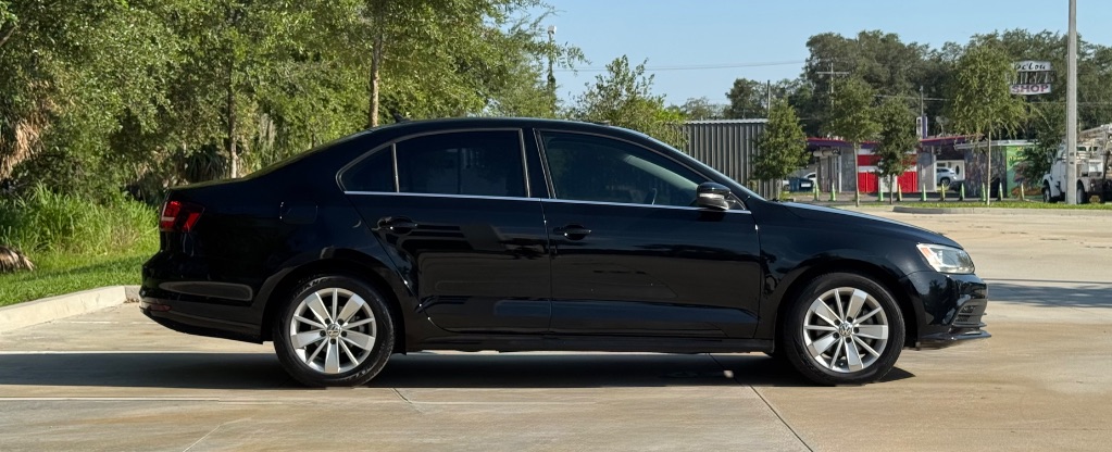 2015 Volkswagen Jetta - $7,995
