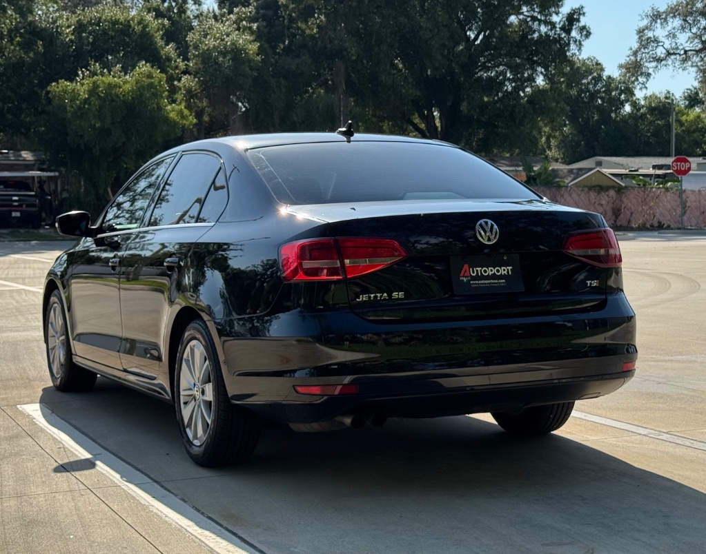 2015 Volkswagen Jetta - $7,995