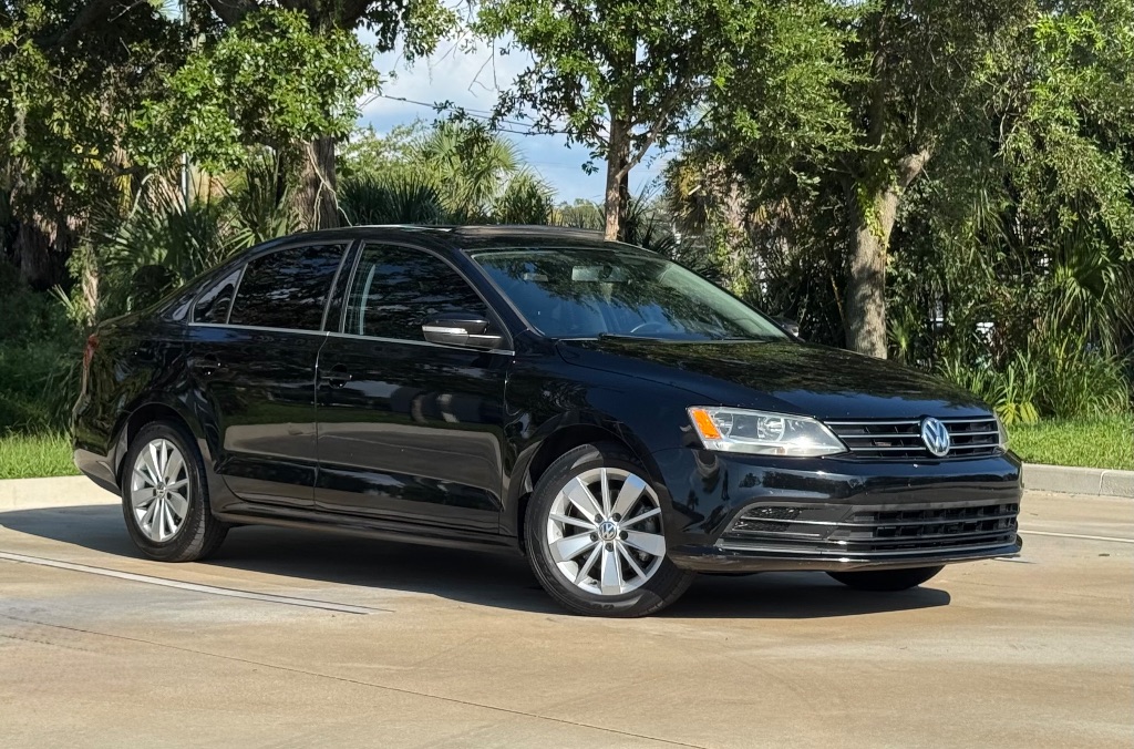2015 Volkswagen Jetta - $7,995