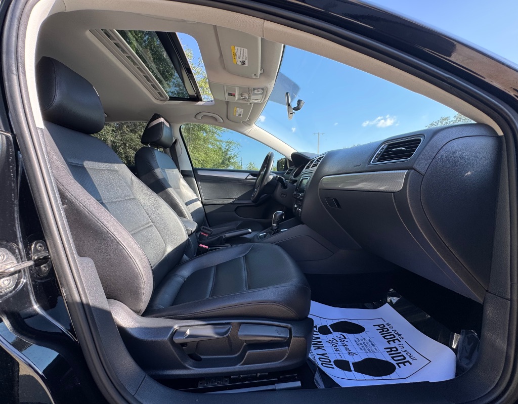 2015 Volkswagen Jetta - $7,995