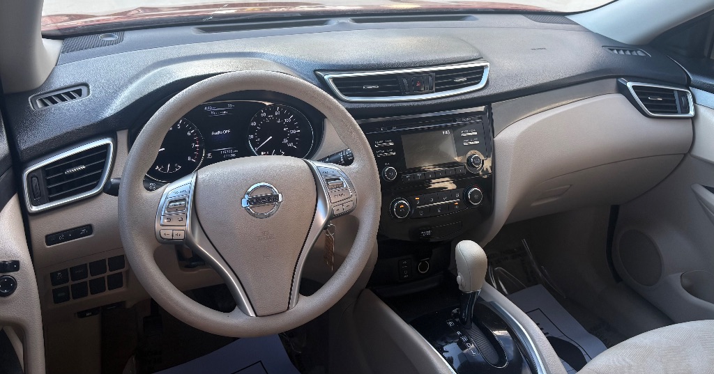 2015 Nissan Rogue - $7,425