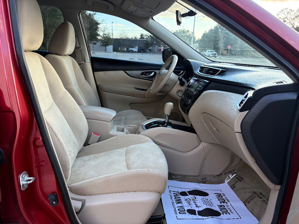 2015 Nissan Rogue - $7,425