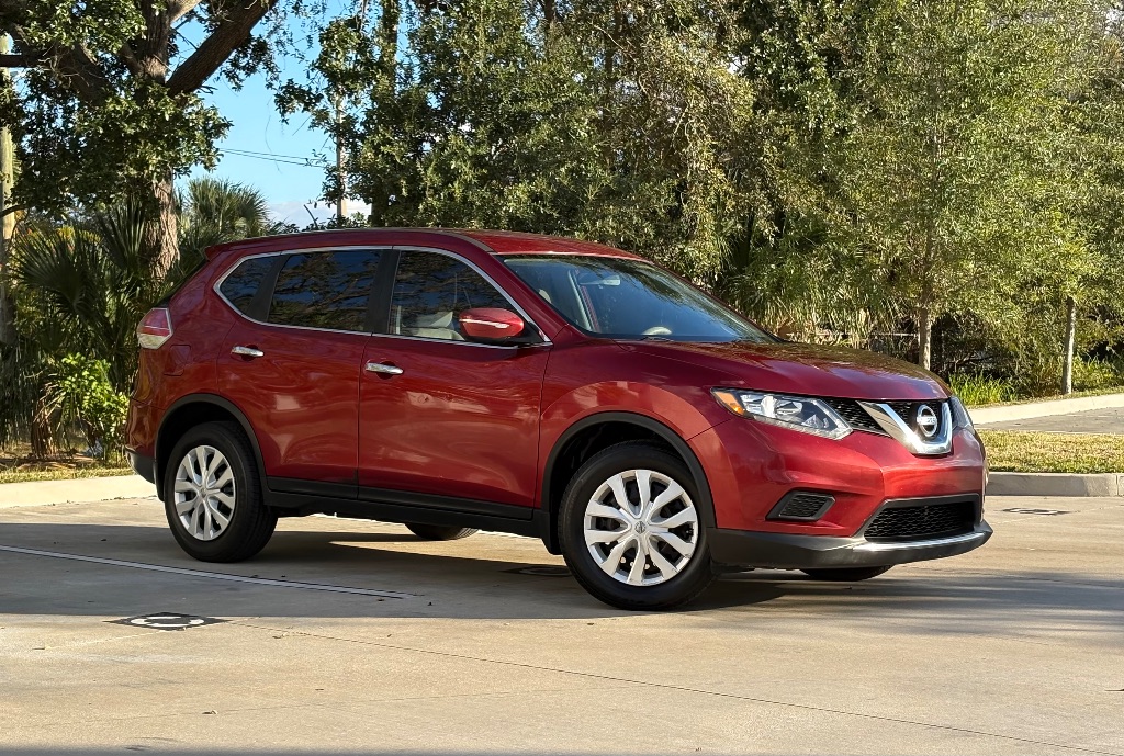 2015 Nissan Rogue - $7,425