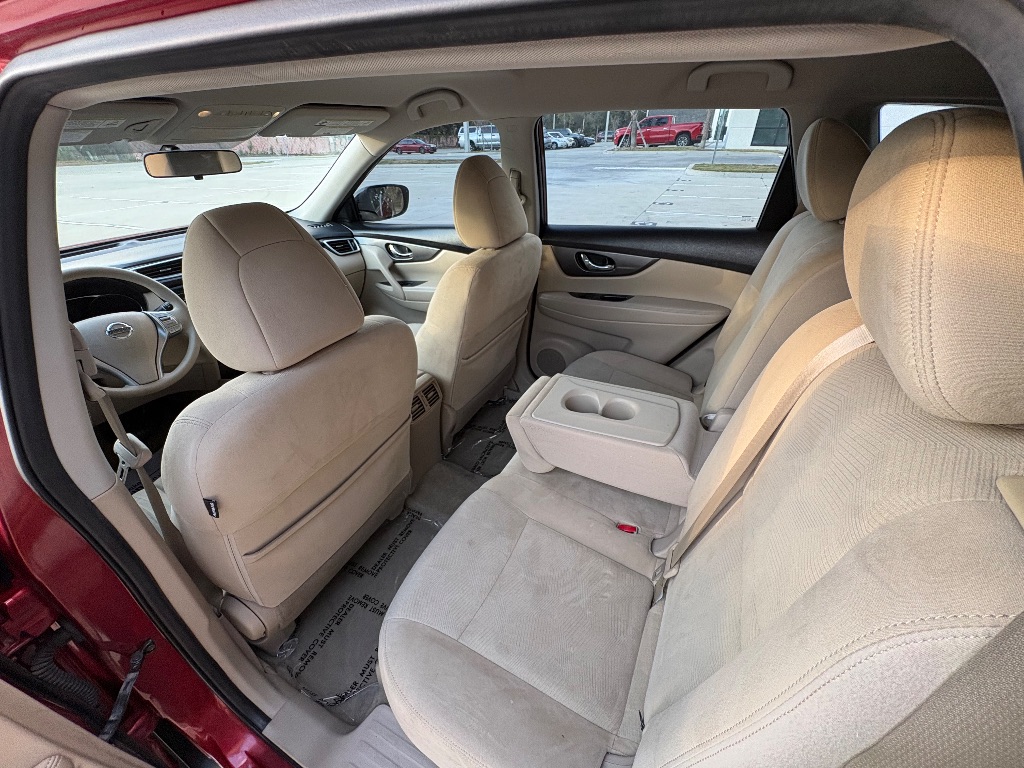 2015 Nissan Rogue - $7,425