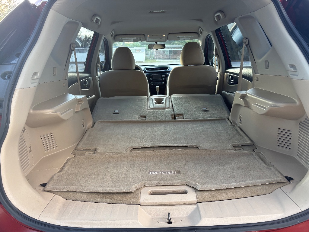 2015 Nissan Rogue - $7,425