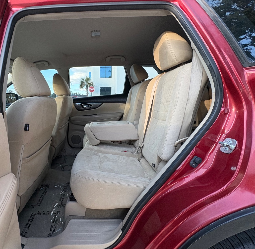 2015 Nissan Rogue - $7,425
