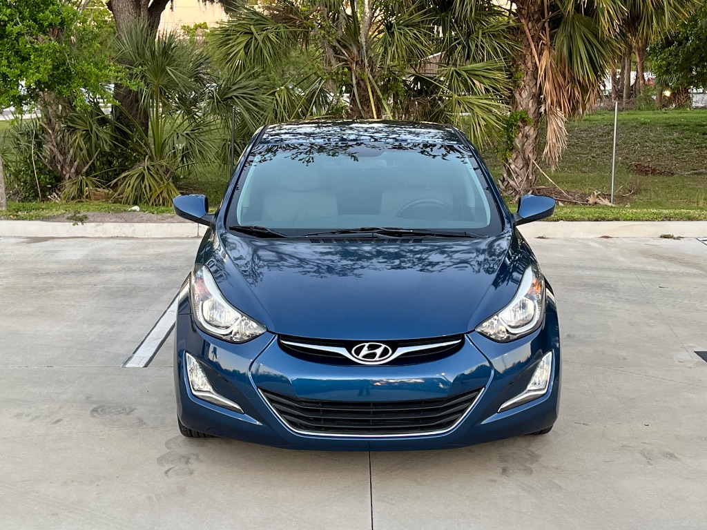 2015 Hyundai Elantra SE photo